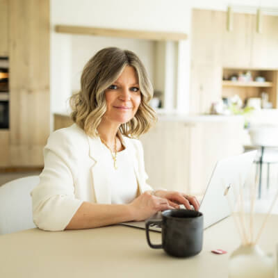 Deboever, Dominique Dominique Deboever