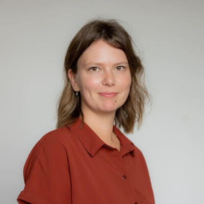 Van den Abbeele, Stacey Stacey Van den Abbeele