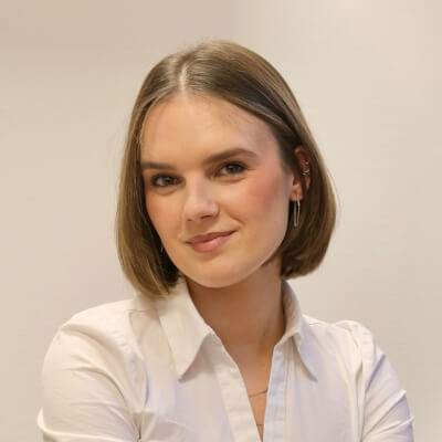 Sara Van de Peer