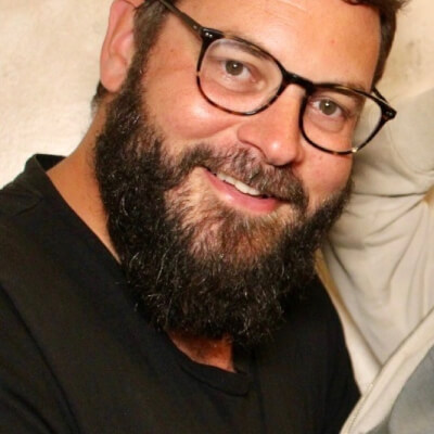 Bram Henau