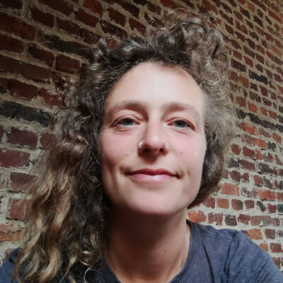 Puystiens, Liselotte Liselotte Puystiens