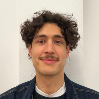Degirmenci, Deniz Deniz Degirmenci