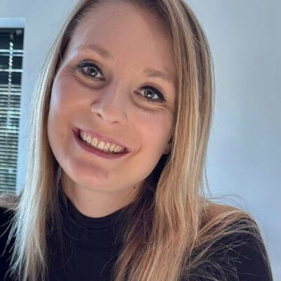 Van Neste, Deborah Deborah Van Neste