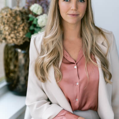 Gypen, Laura Laura Gypen